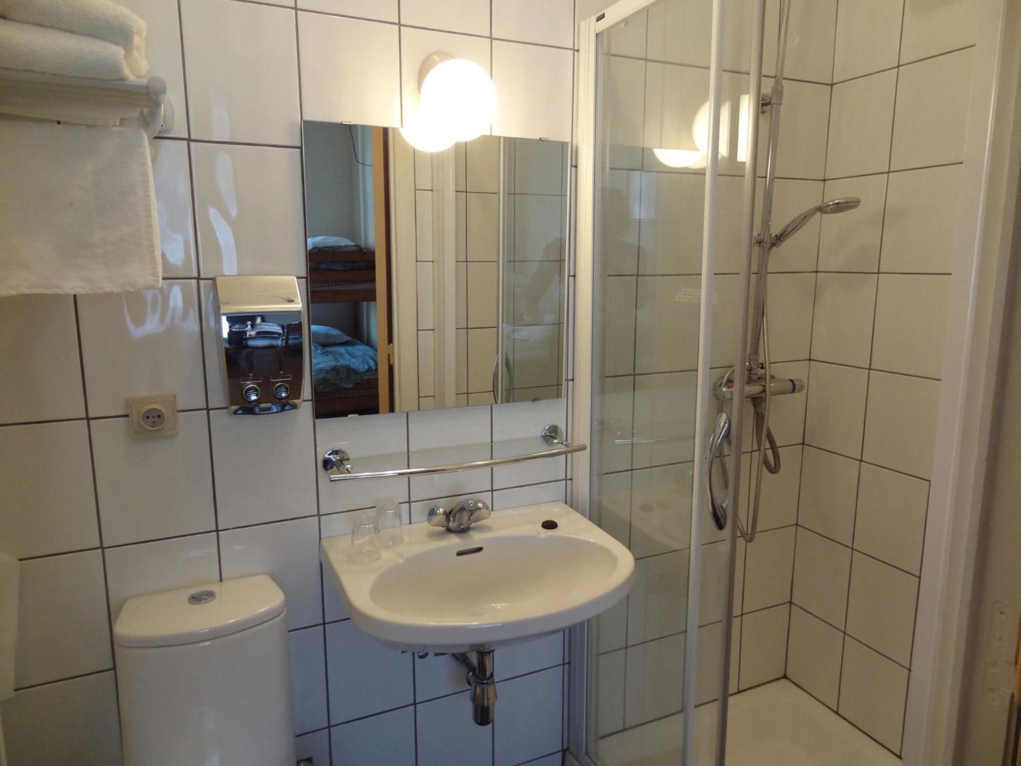 Logies Ocelot Hotel Oostende Bagian luar foto