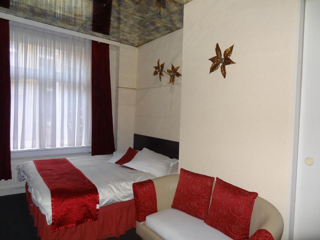 Logies Ocelot Hotel Oostende Ruang foto