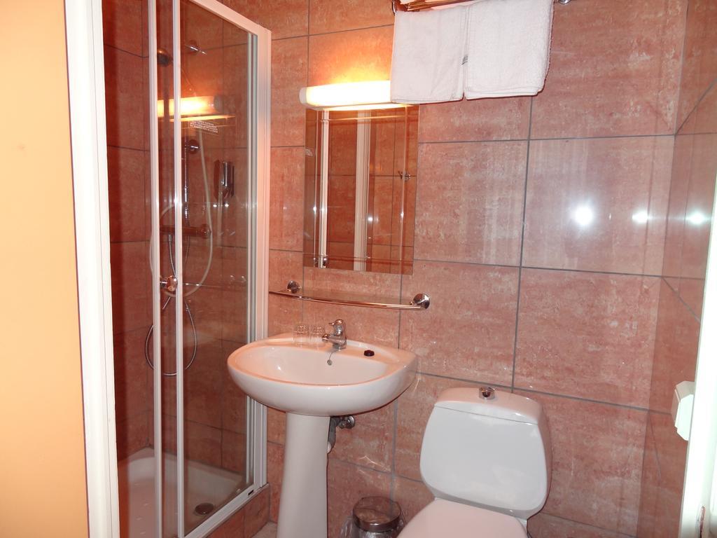 Logies Ocelot Hotel Oostende Ruang foto